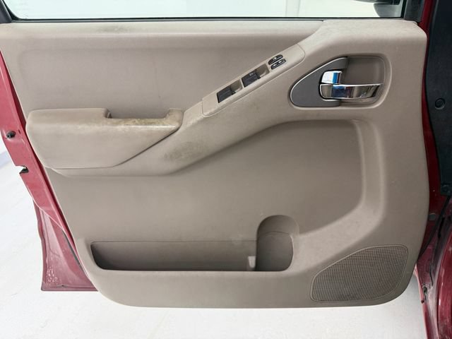 Used 2014 Nissan Frontier SV RWD image 14