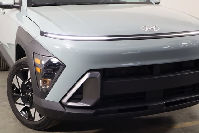 Used 2024 Hyundai Kona SEL AWD/4WD image 43