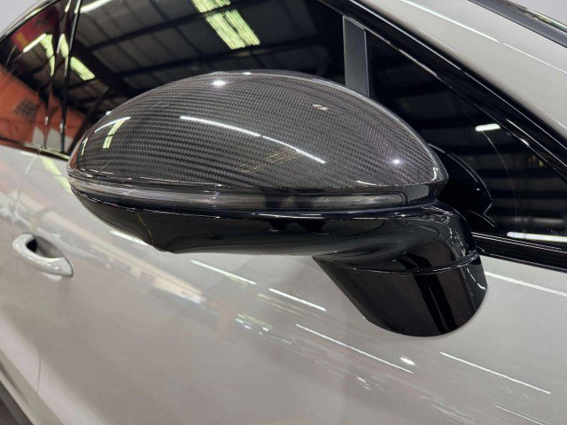 Used 2022 Porsche Cayenne Turbo GT image 93