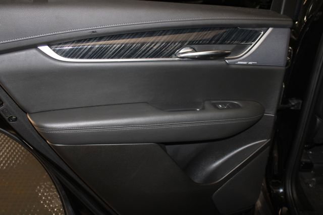 Used 2024 Cadillac XT6 Premium Luxury w/ LPO, Floor Liner Package FWD image 15