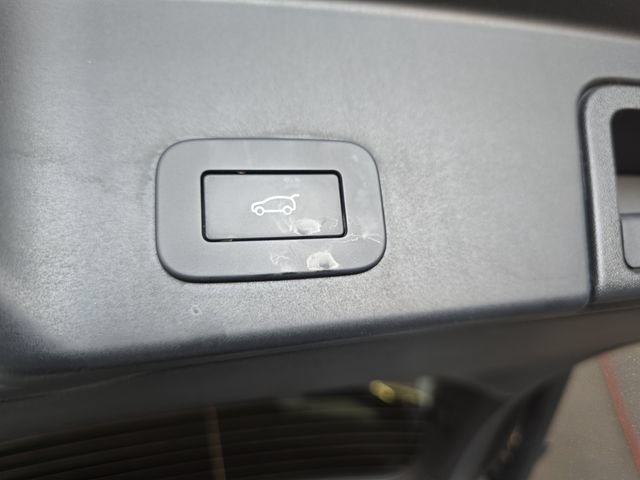 Certified 2025 Land Rover Range Rover Evoque S AWD/4WD image 16