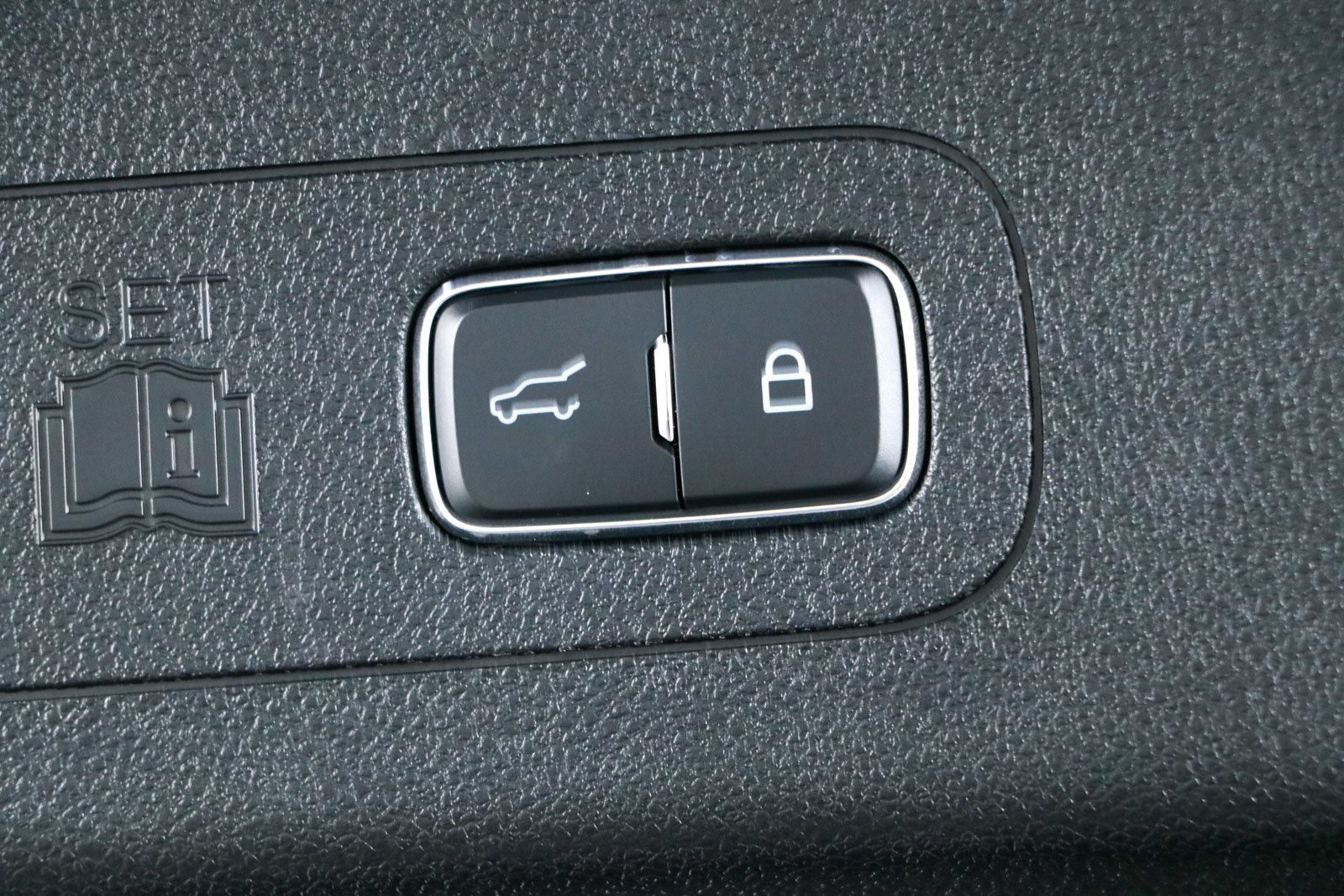 Used 2024 Lincoln Aviator Reserve w/ Jet Package RWD image 32