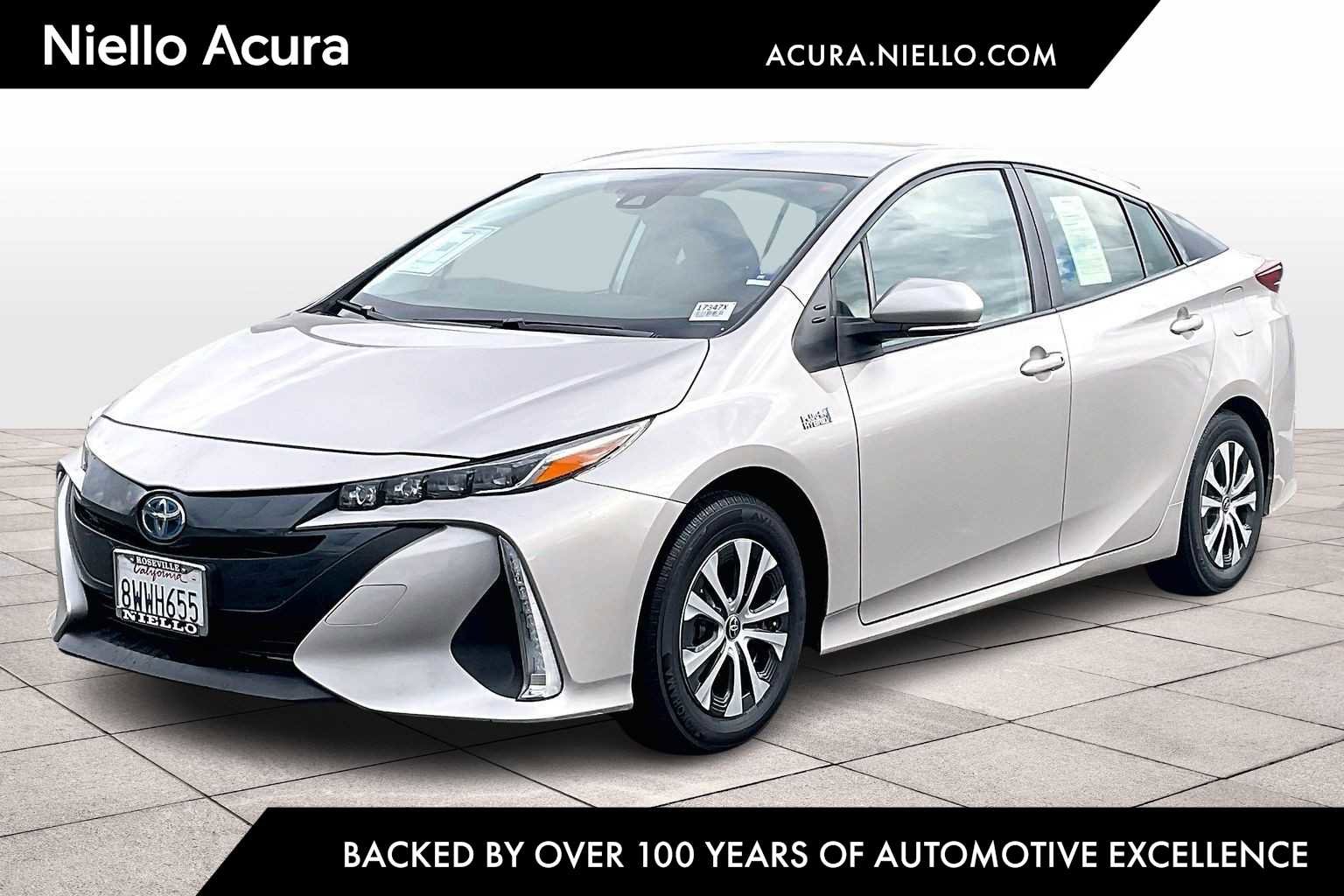Used 2021 Toyota Prius Prime LE image 1