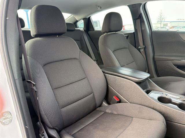 Used 2023 Chevrolet Malibu LT image 46