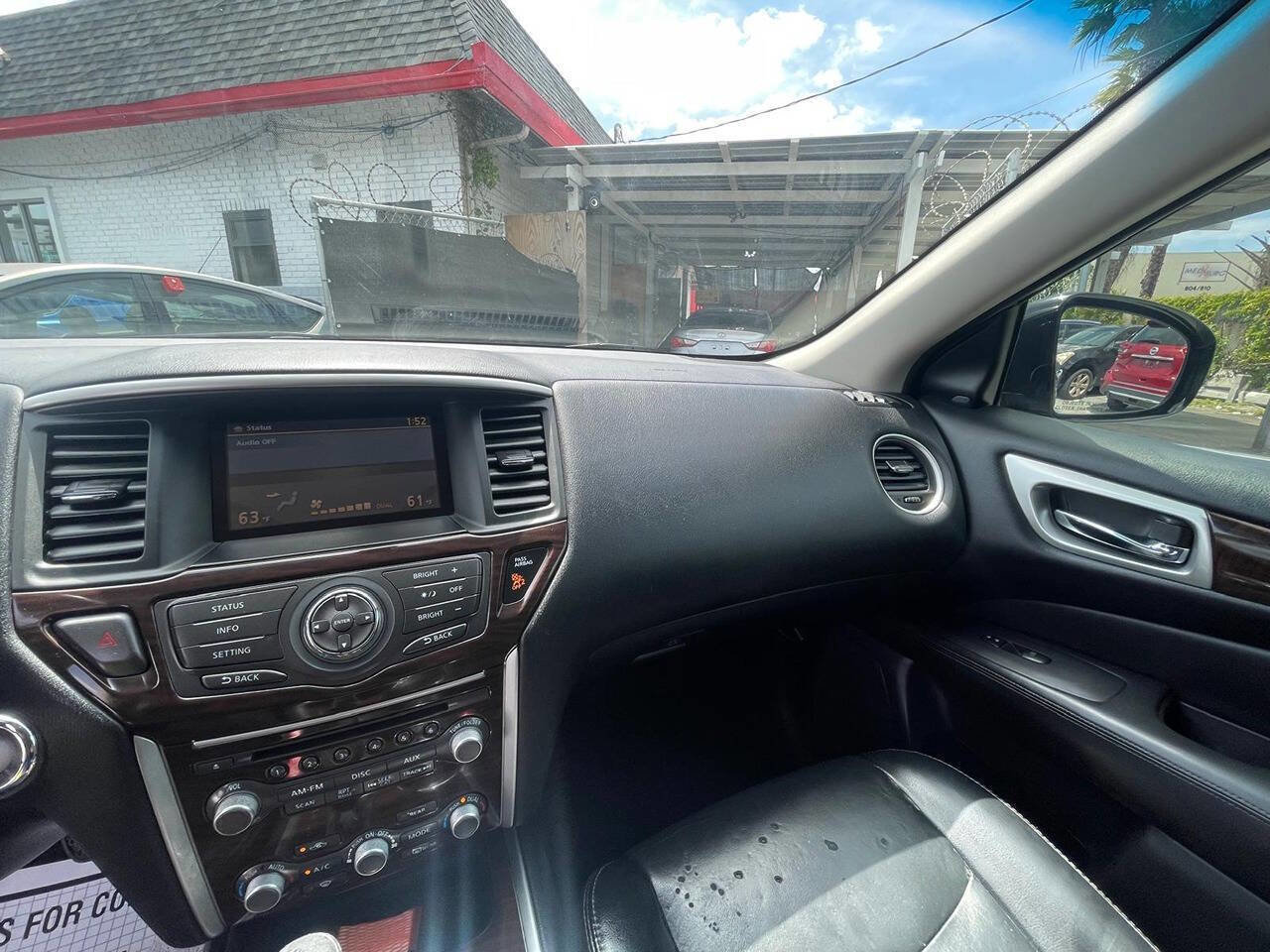 Used 2015 Nissan Pathfinder SL w/ Cargo Package image 20