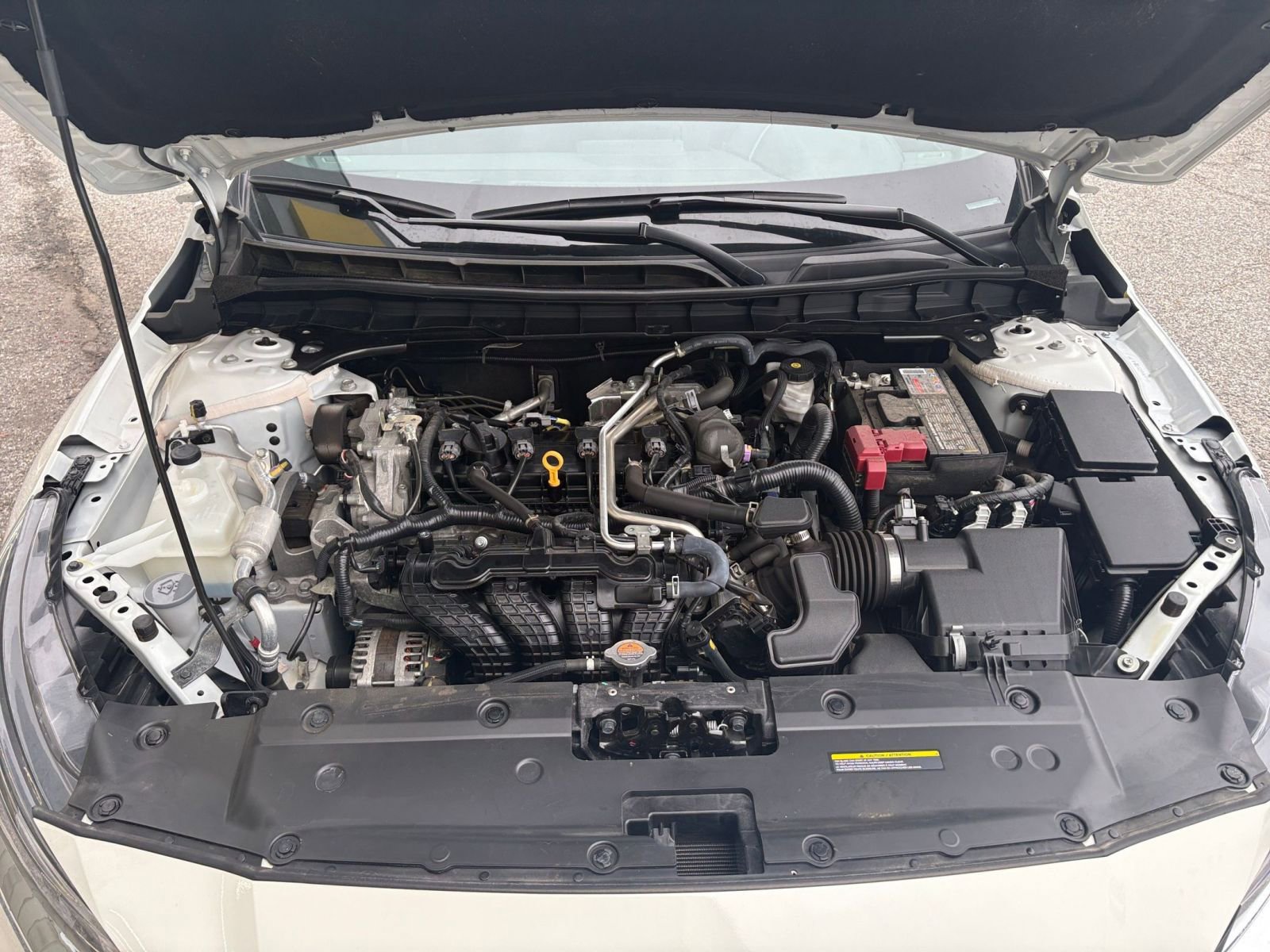 Used 2025 Nissan Altima 2.5 SV FWD image 32