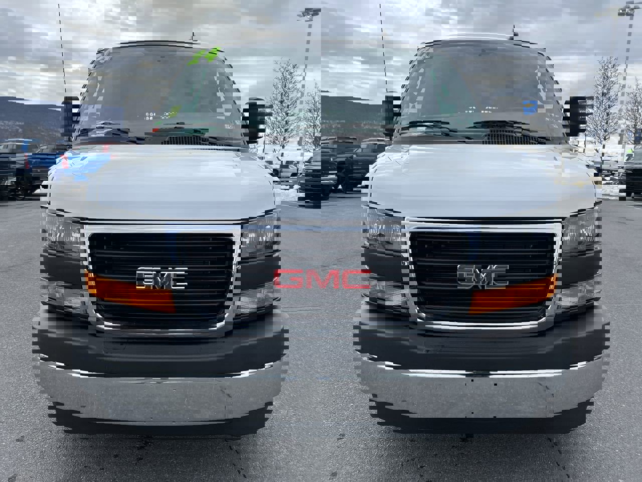 Used 2024 GMC Savana 2500 w/ Driver Convenience Package image 12