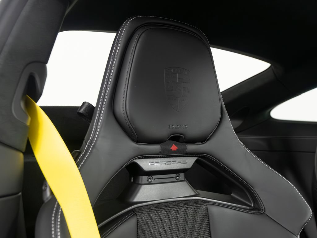 Certified 2026 Porsche 911 GT3 RWD image 42