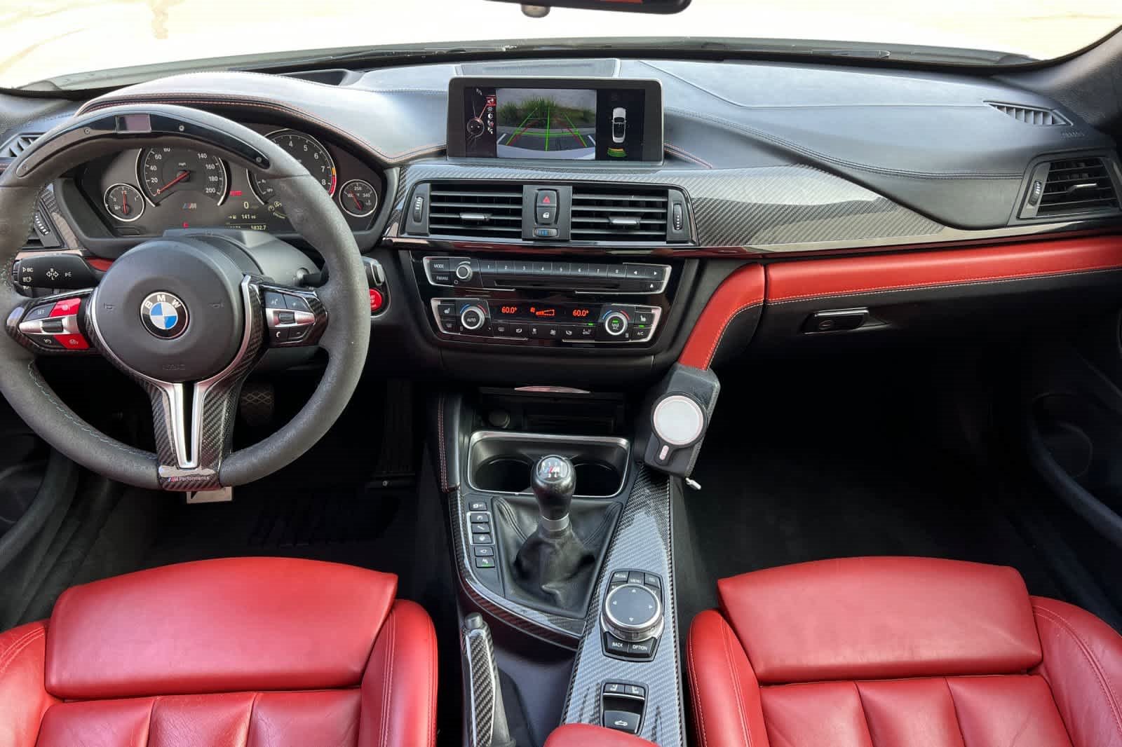Used 2015 BMW M4 Convertible image 3
