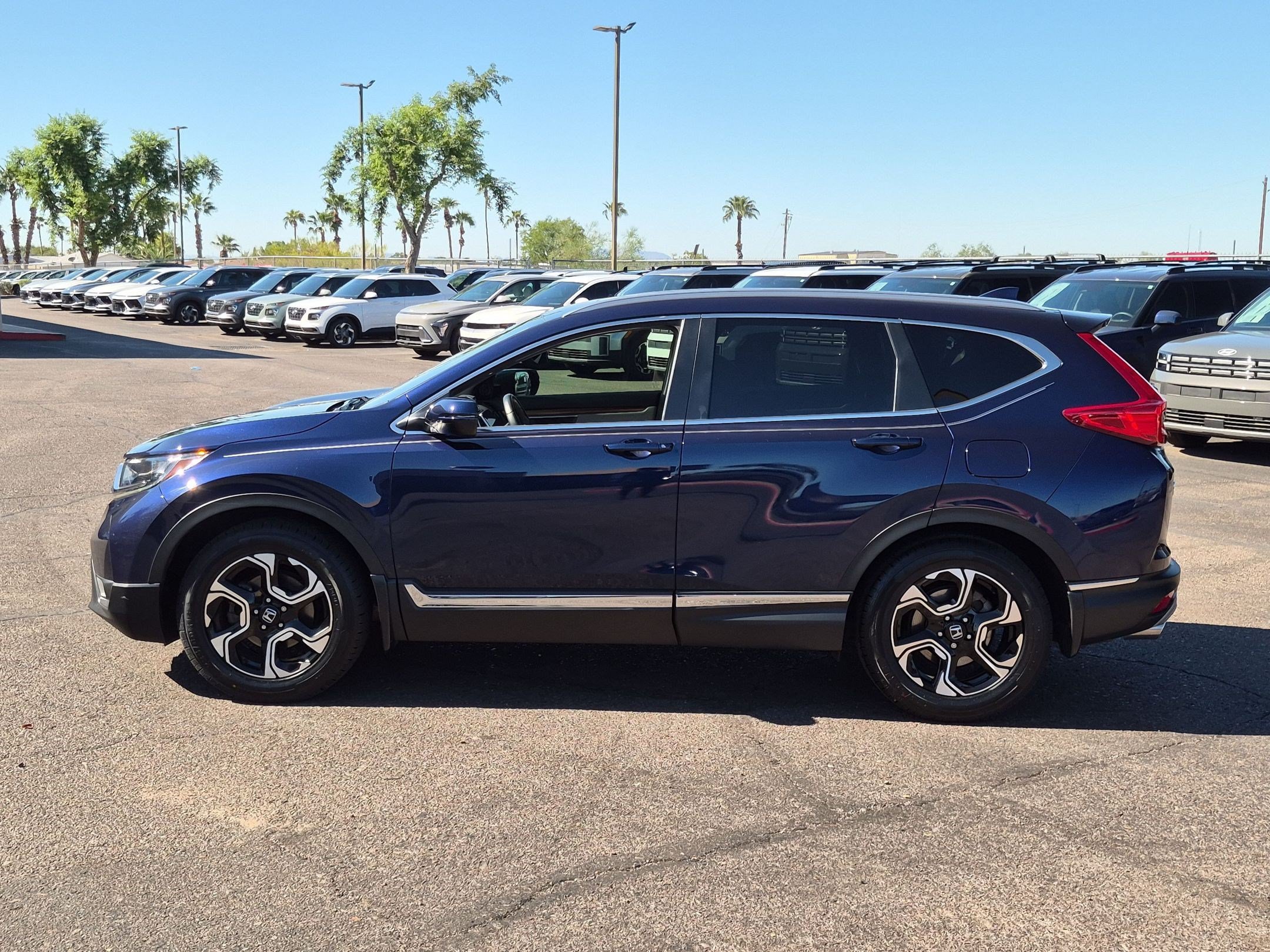 Used 2019 Honda CR-V Touring image 9