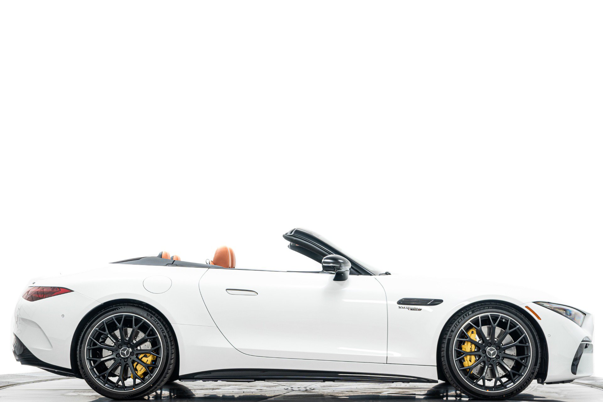 Used 2026 Mercedes-Benz SL 55 AMG 4MATIC image 2