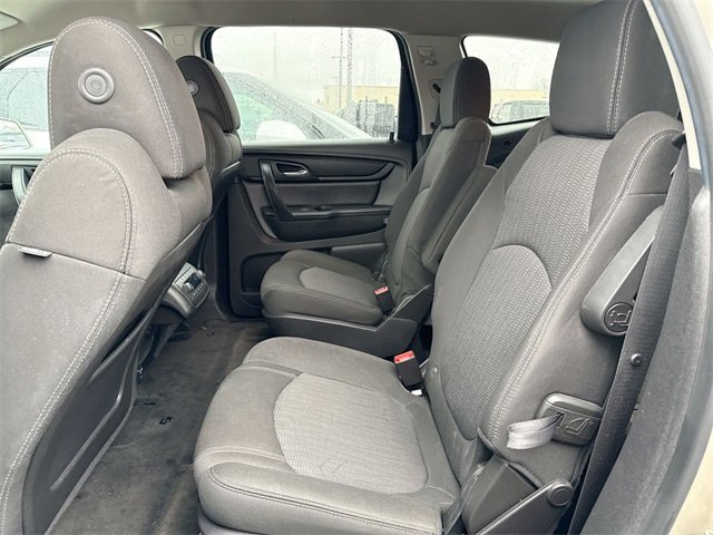 Used 2016 Chevrolet Traverse LT image 13