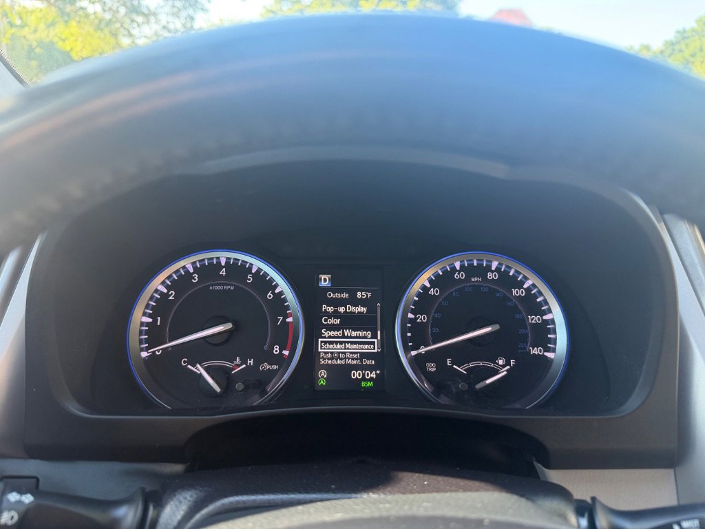 Used 2019 Toyota Highlander XLE image 19