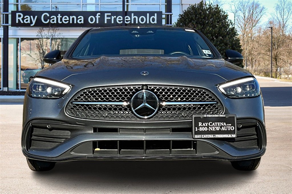 Used 2024 Mercedes-Benz C 300 4MATIC Sedan image 3