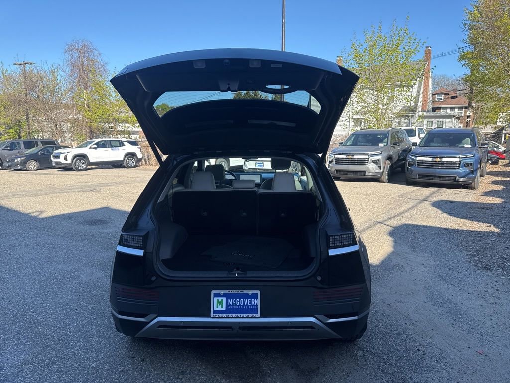 Certified 2022 Hyundai Ioniq 5 SEL AWD/4WD image 5