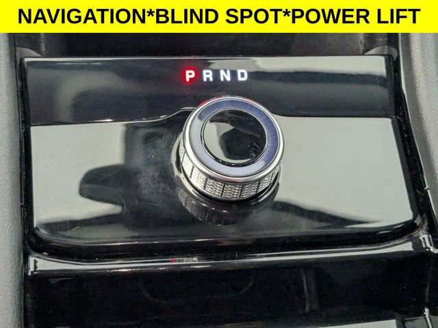 Used 2022 Jeep Grand Cherokee L Limited w/ Black Appearance Package image 26