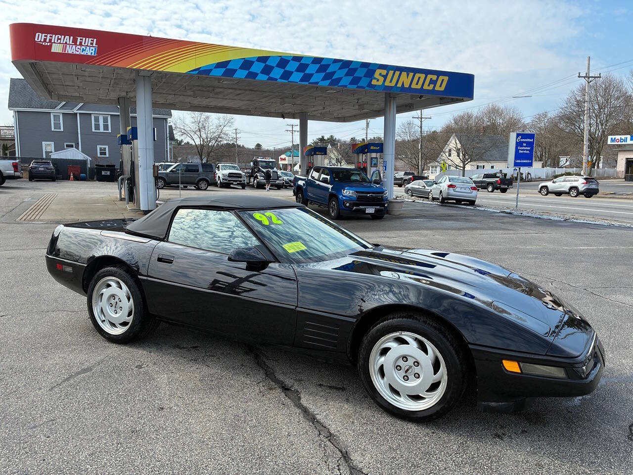 Used 1992 Chevrolet Corvette Convertible image 2