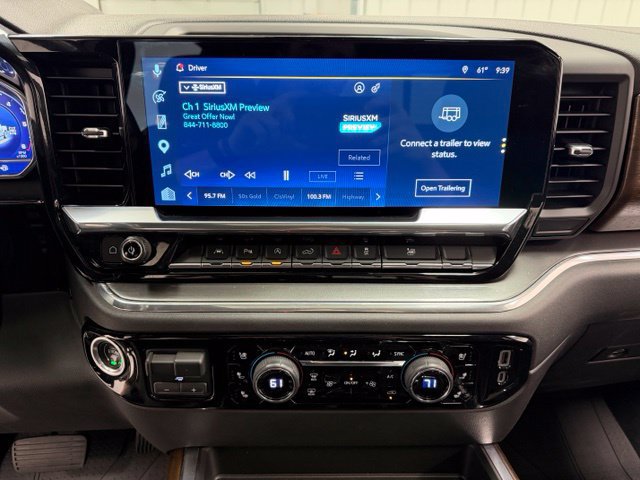 Certified 2023 Chevrolet Silverado 1500 High Country w/ High Country Premium Package AWD/4WD image 10