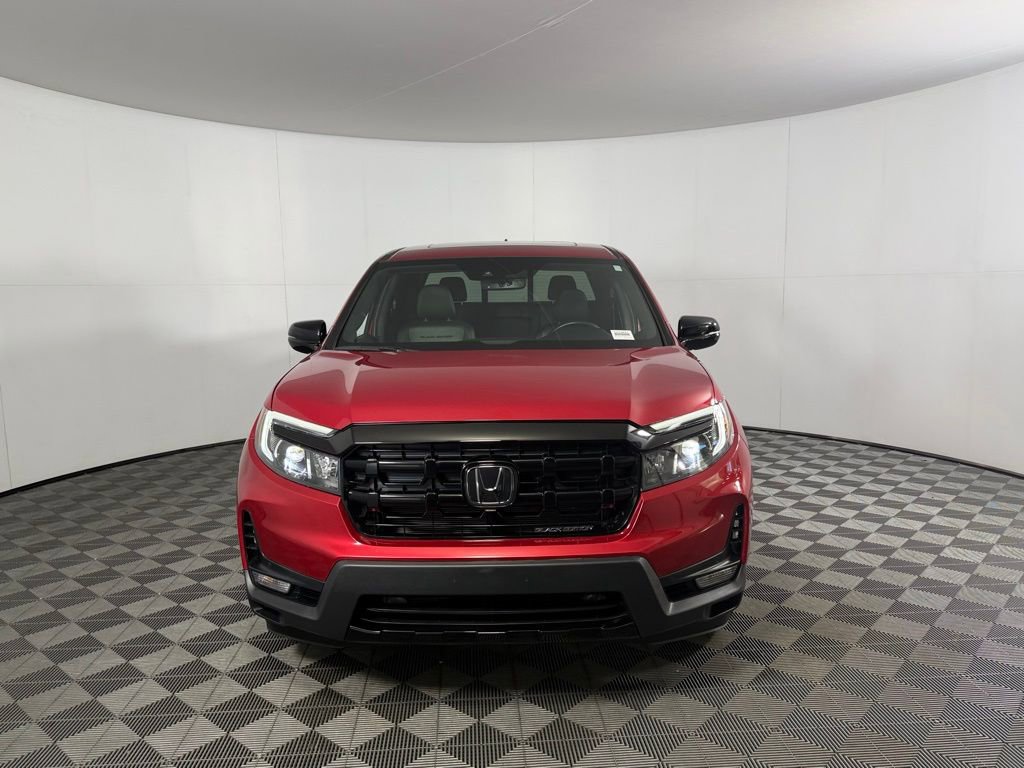 Used 2025 Honda Ridgeline Black Edition image 5