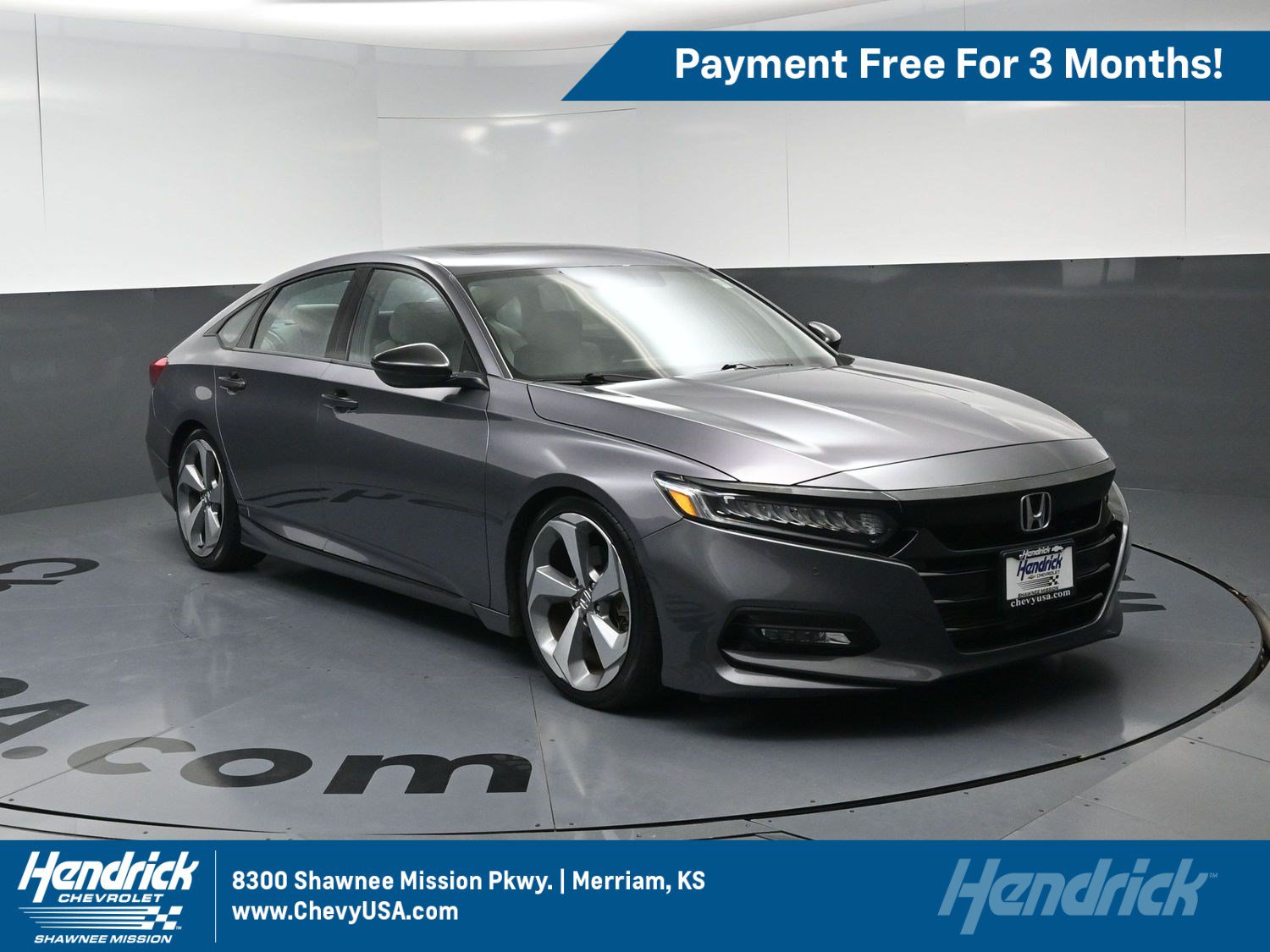 Used 2018 Honda Accord Touring image 1