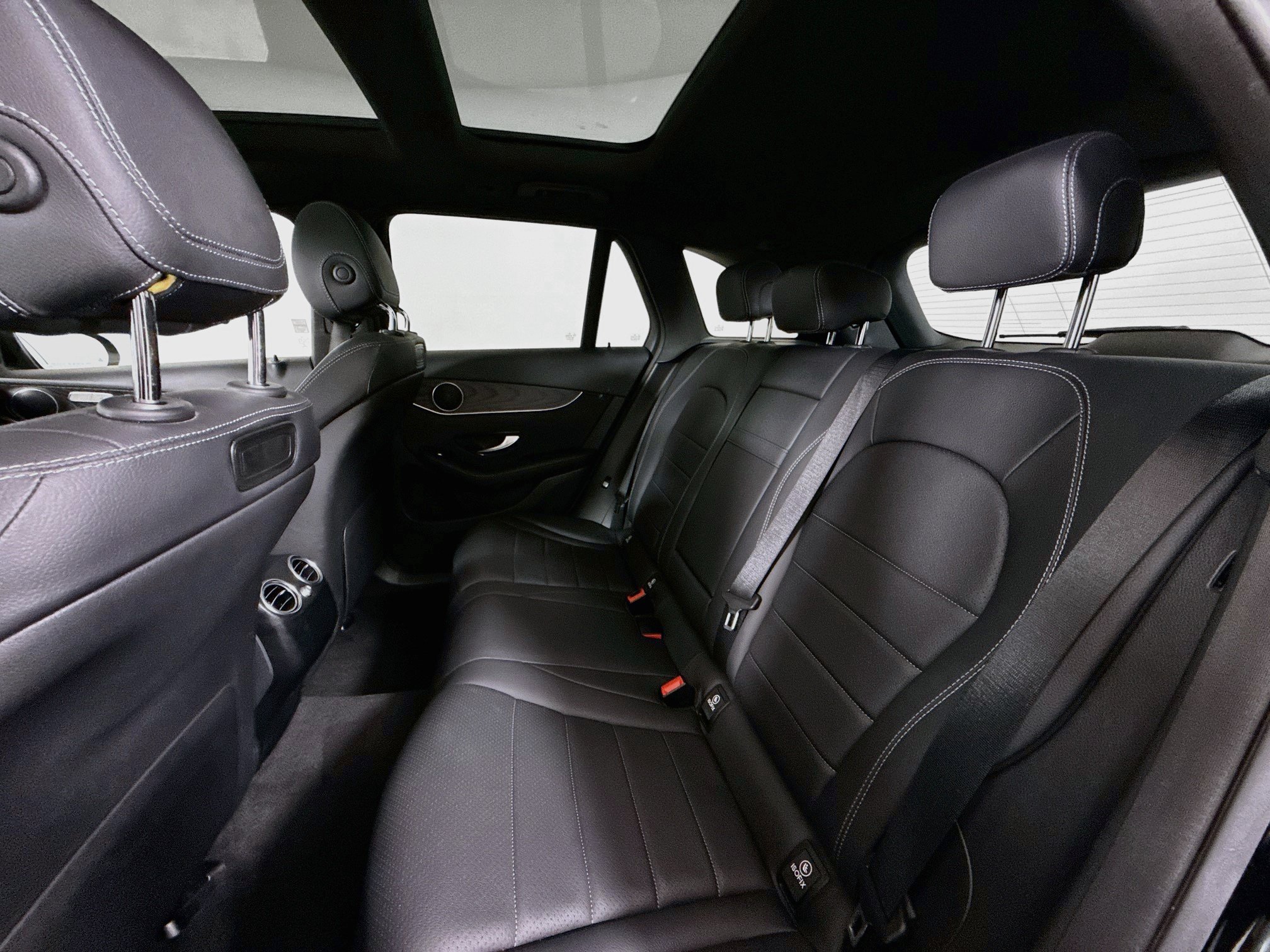 Used 2018 Mercedes-Benz GLC 300 4MATIC image 22
