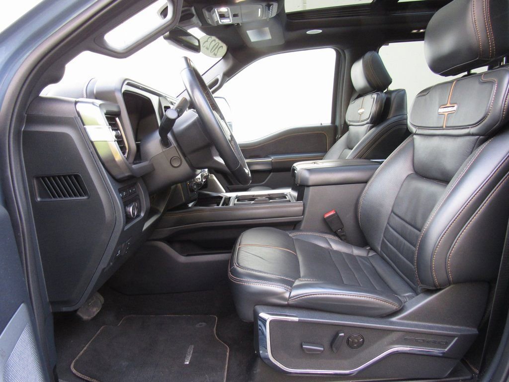 Used 2023 Ford F450 Platinum w/ FX4 Off-Road Package image 15