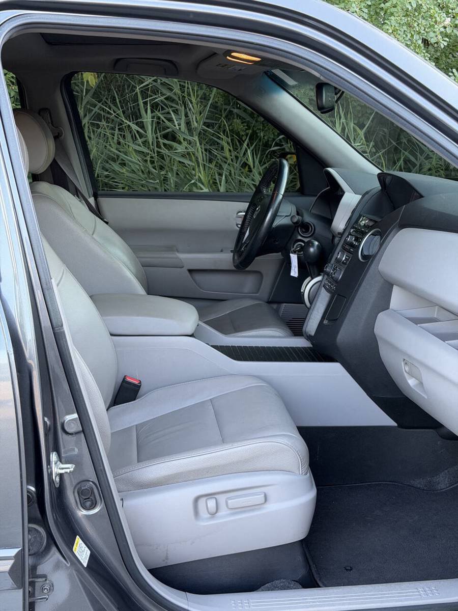 Used 2012 Honda Pilot EX-L image 10