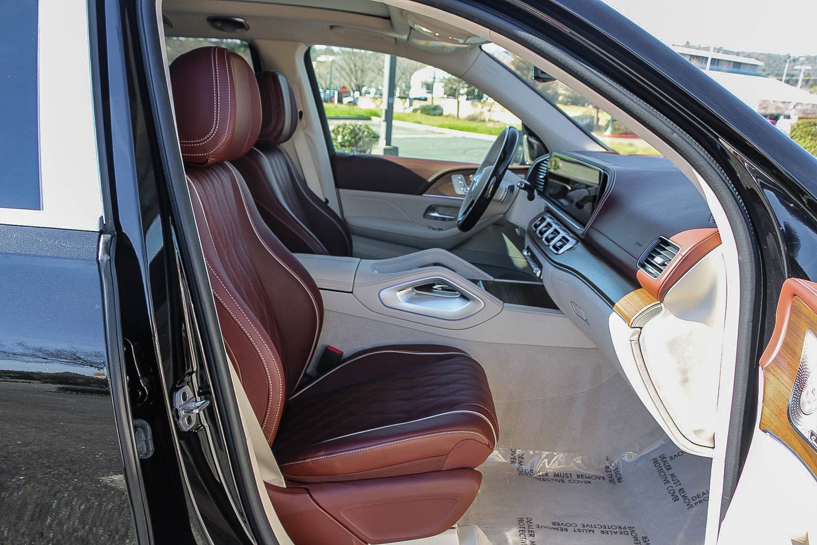 Certified 2024 Mercedes-Benz Maybach GLS 600 4MATIC image 21