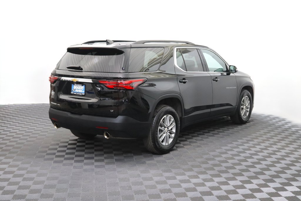 Used 2023 Chevrolet Traverse LT AWD/4WD image 7
