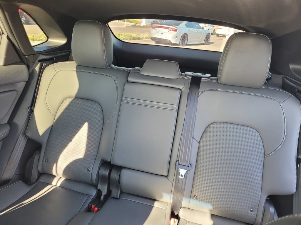 Used 2023 VinFast VF 8 Plus AWD/4WD image 11