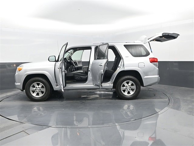 Used 2010 Toyota 4Runner SR5 image 29