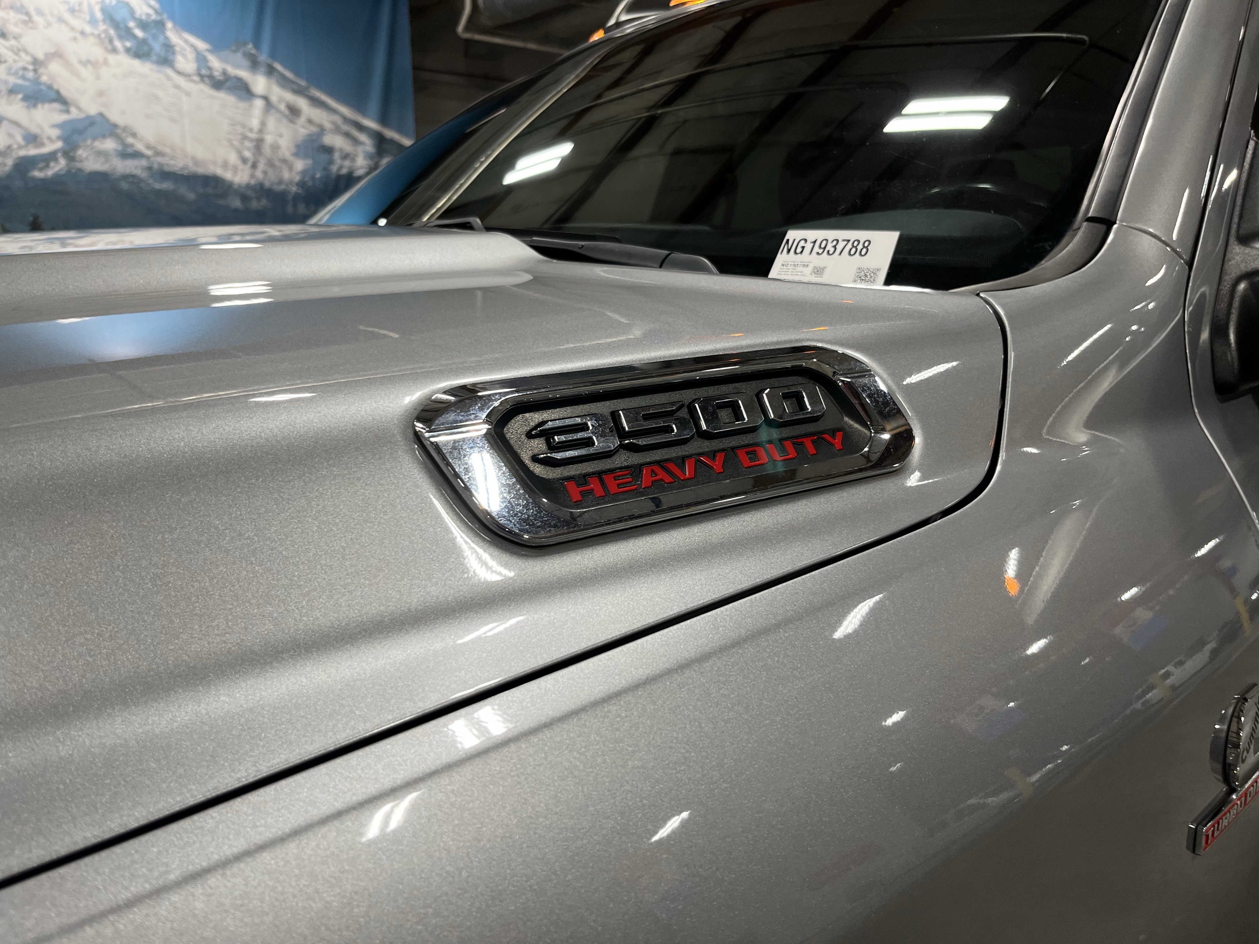 Used 2022 RAM 3500 Limited image 9