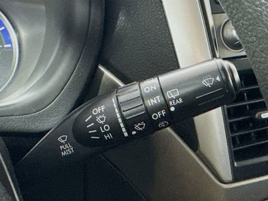 Used 2010 Subaru Forester 2.5X Premium image 13