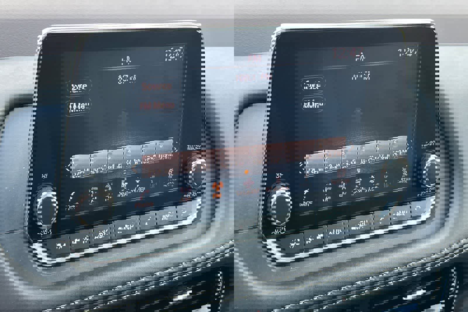 Used 2023 Nissan Rogue SL image 22