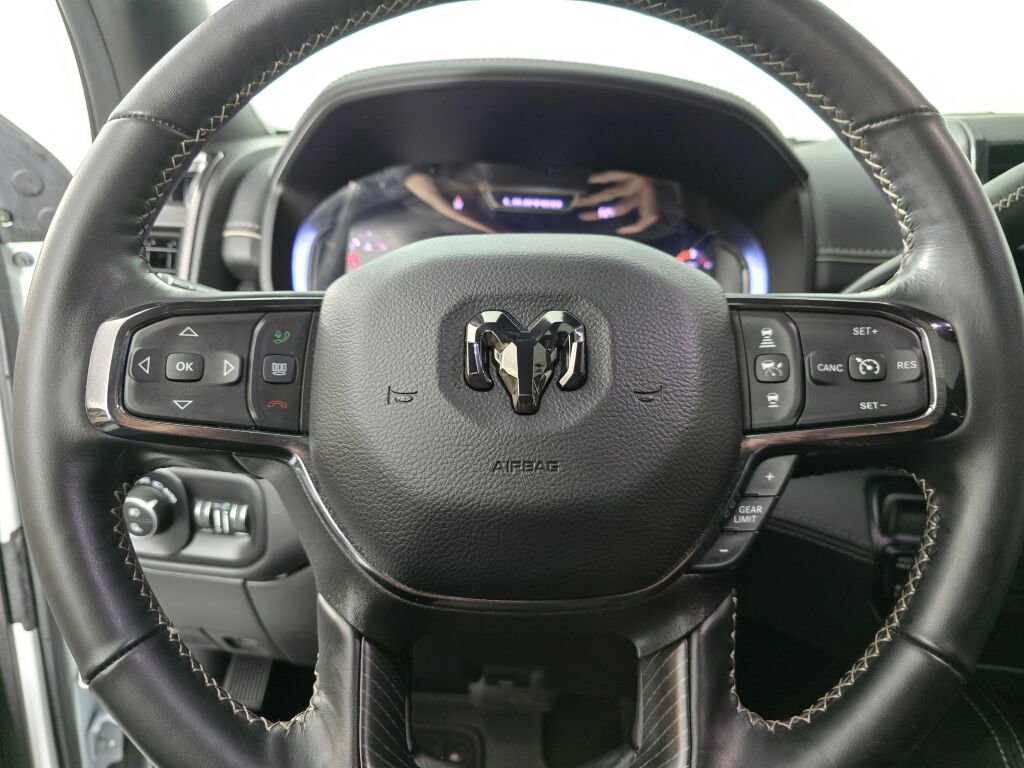 Used 2024 RAM 2500 Limited image 26