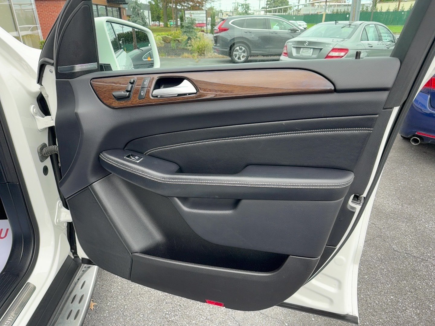 Used 2015 Mercedes-Benz ML 350 4MATIC image 24