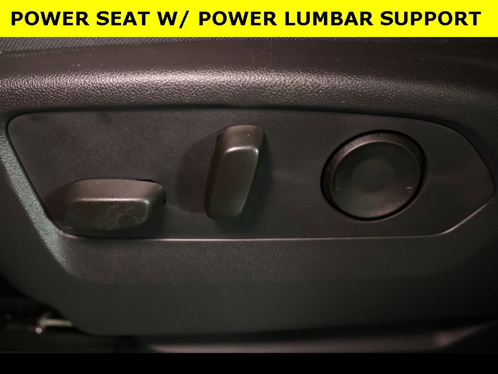 Used 2024 Chevrolet Silverado 1500 LT w/ Z71 Off-Road Package image 8