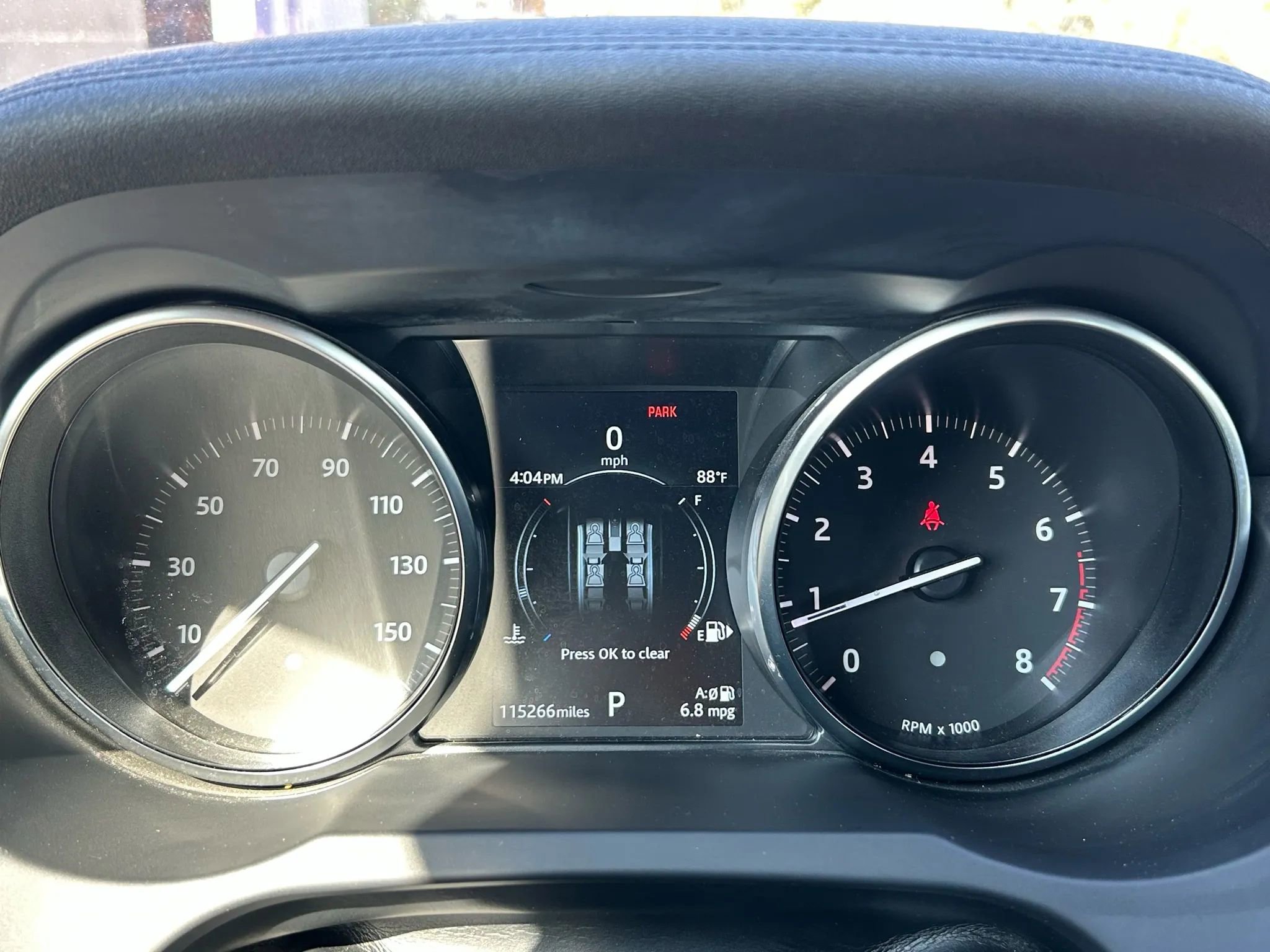 Used 2019 Land Rover Range Rover Evoque SE Dynamic image 14