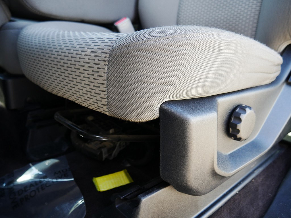 Used 2016 Ford F150 XLT AWD/4WD image 13