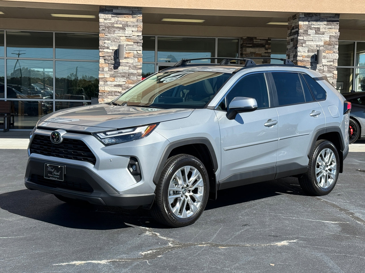 Used 2025 Toyota RAV4 XLE Premium w/ Weather Package image 1