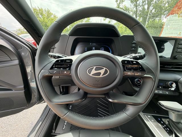 New 2026 Hyundai Elantra SEL Sport FWD image 28