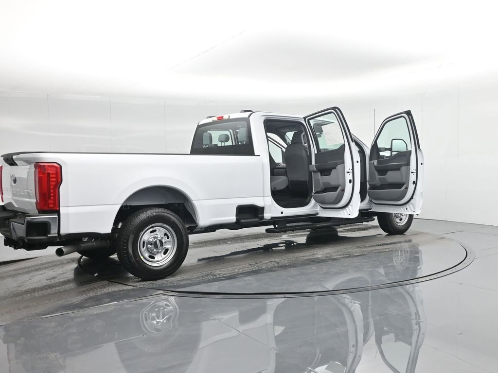 New 2026 Ford F250 XL w/ XL Chrome Package image 52