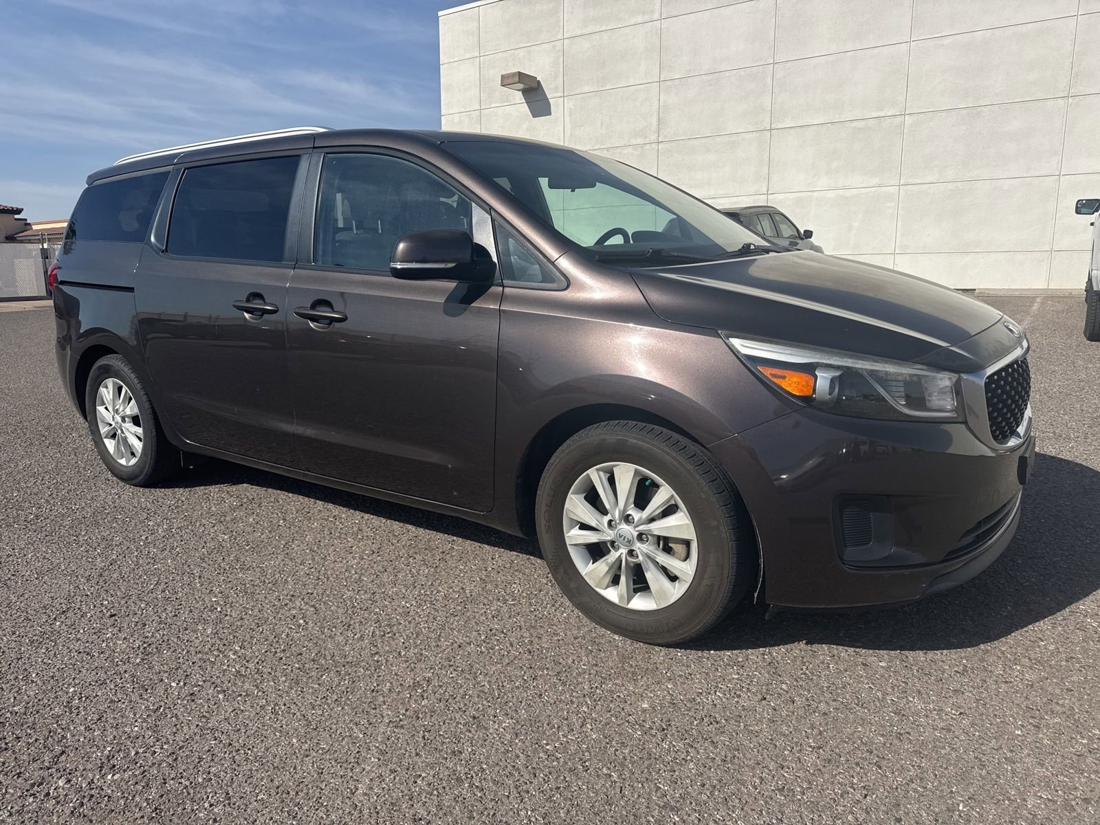 Used 2016 Kia Sedona LX w/ LX Convenience Package image 7