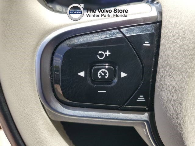 Certified 2023 Volvo XC60 T8 Plus w/ Protection Package Premier AWD/4WD image 17