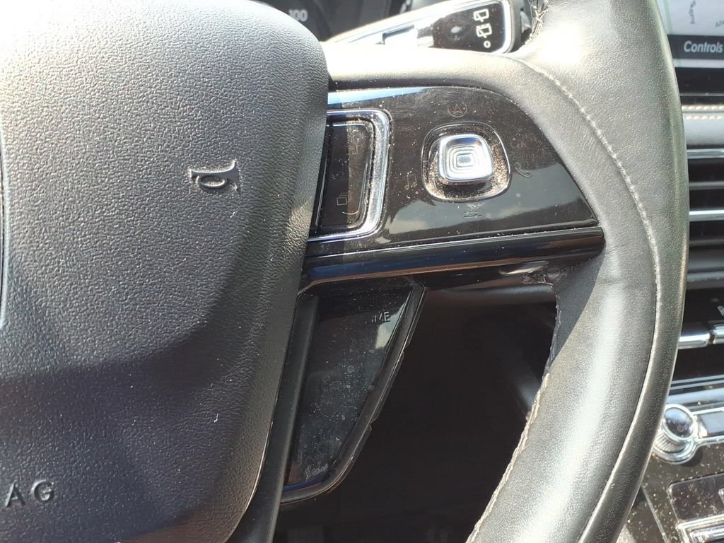 Certified 2021 Lincoln Corsair AWD w/ Premium Package image 13