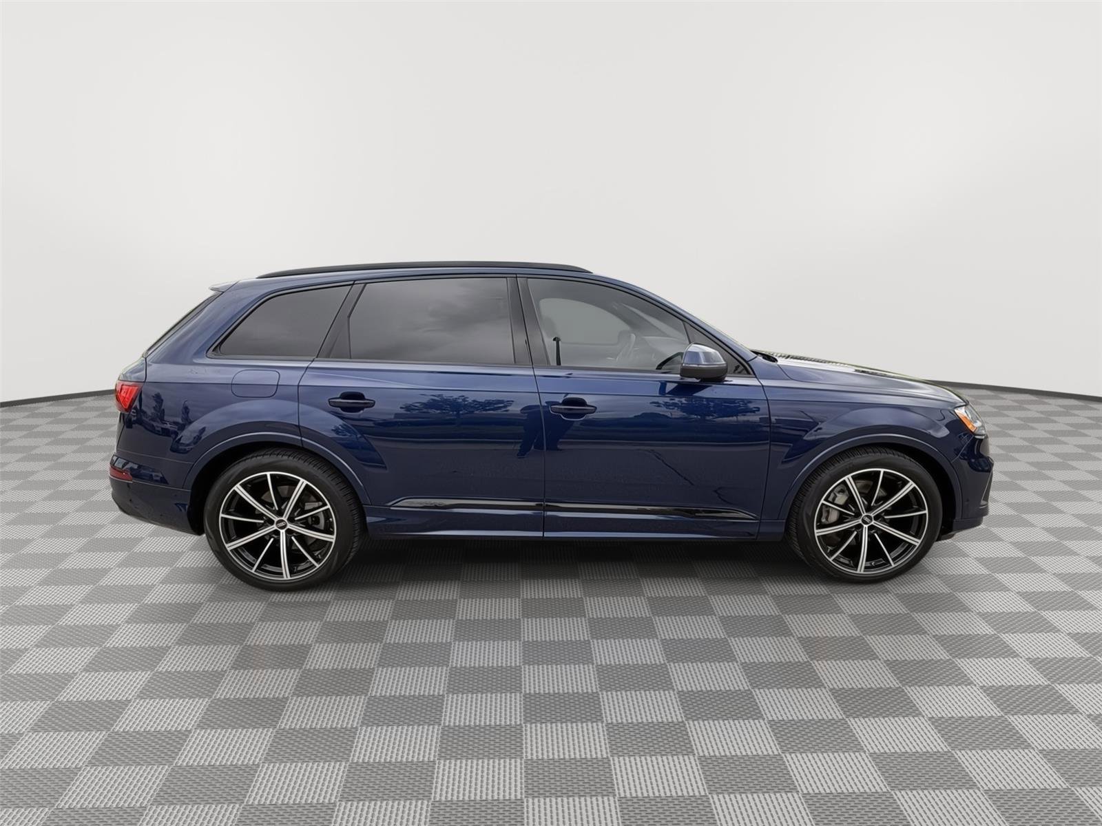 Used 2022 Audi Q7 3.0T Prestige AWD/4WD image 6