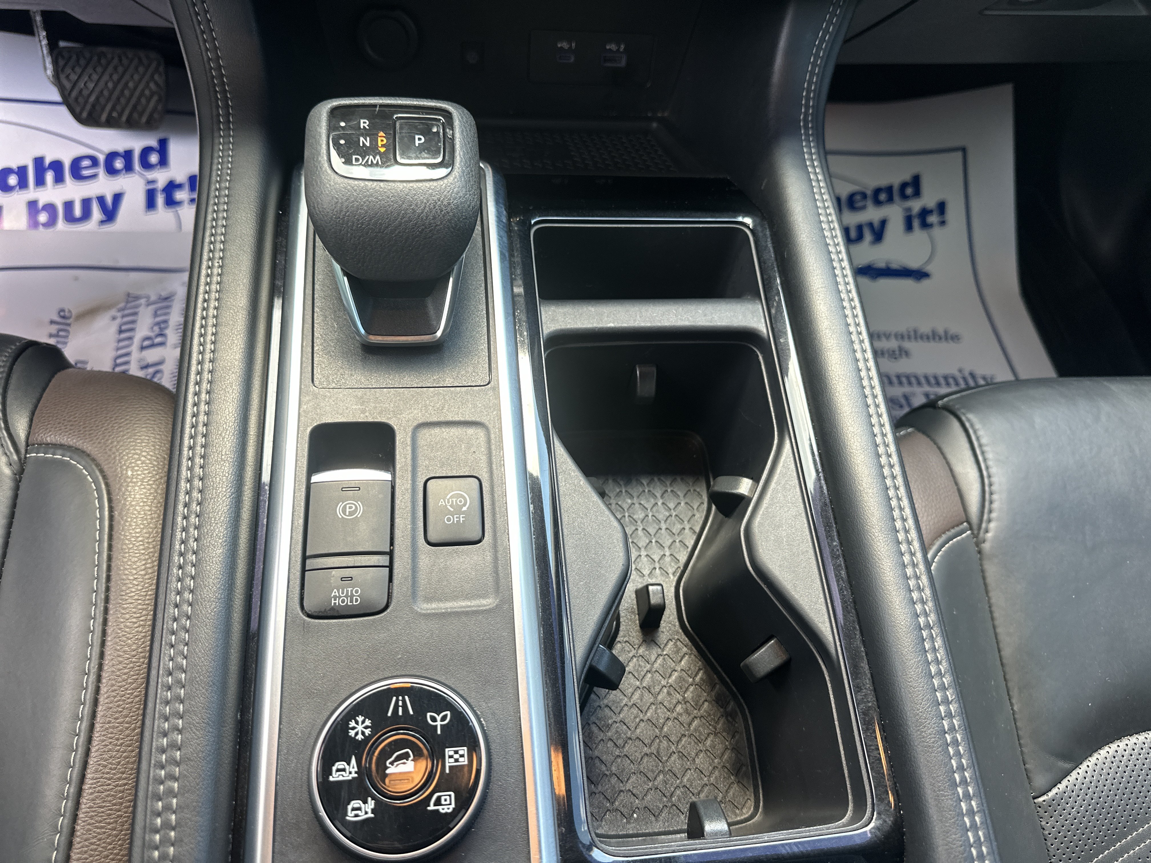 Used 2023 Nissan Pathfinder Platinum AWD/4WD image 19
