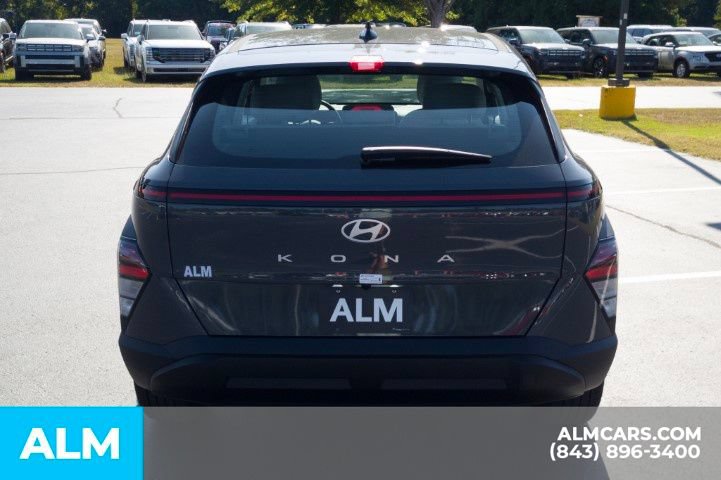 Used 2026 Hyundai Kona SE FWD image 6