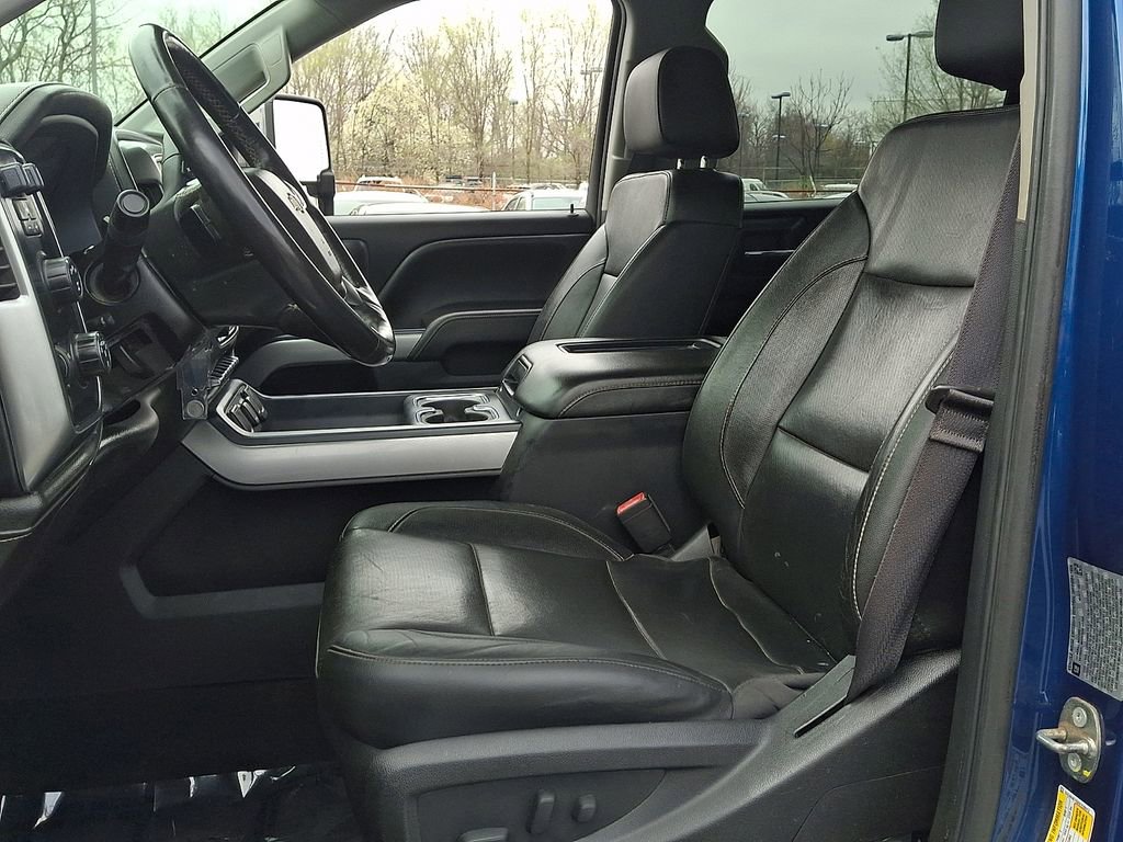 Used 2017 Chevrolet Silverado 3500 LTZ w/ Duramax Plus Package AWD/4WD image 15