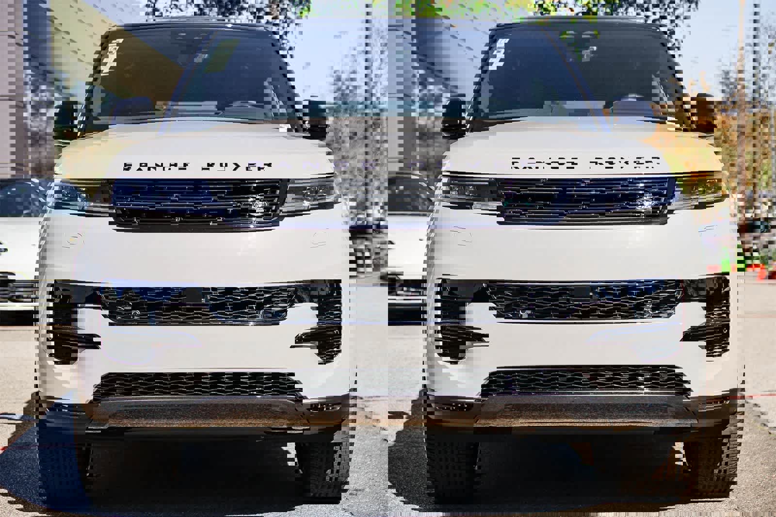 New 2026 Land Rover Range Rover Sport SE image 2